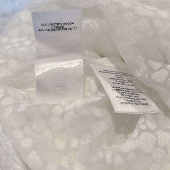 Rachel Roy Collection bright white sheer blouse size 16W Keyhole Front Tie New - Picture 9 of 10